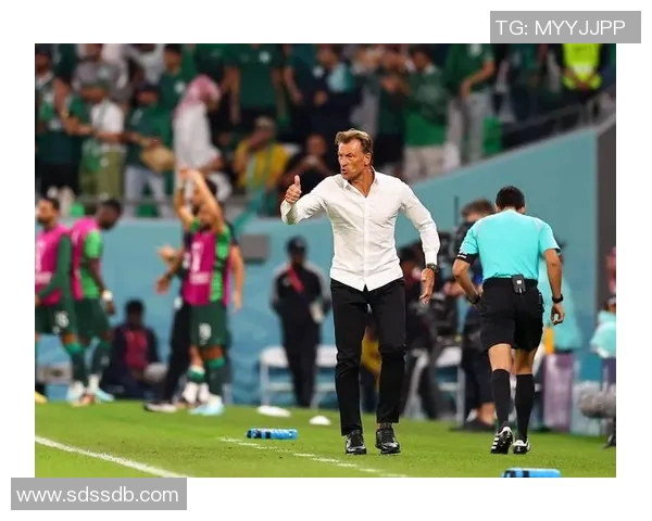 世界杯预选赛赛后采访妙语连珠全场爆笑掌声不断